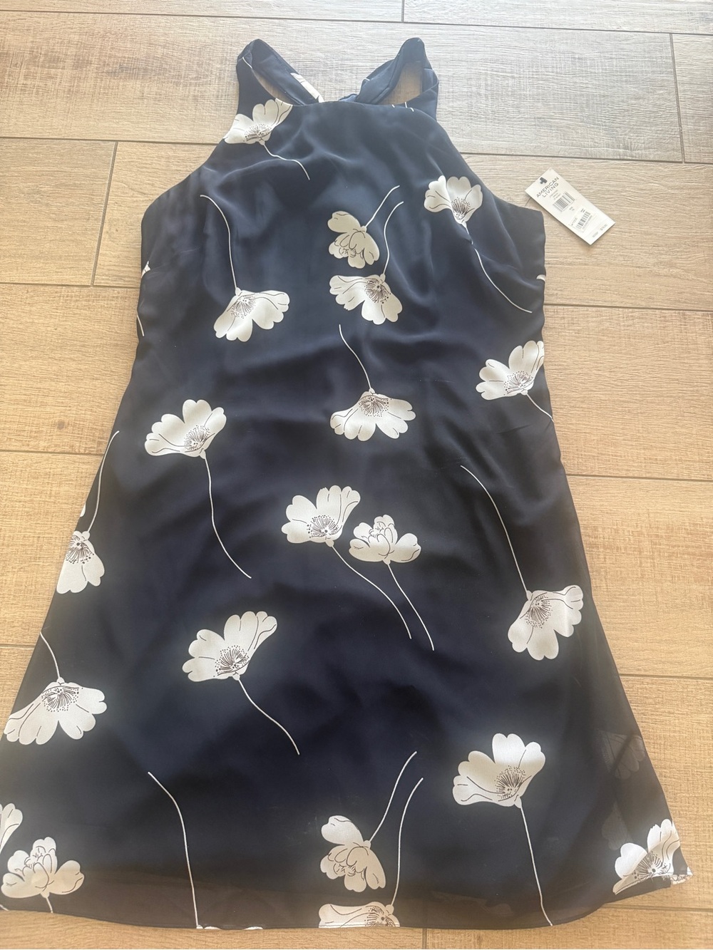 American Living Black  Dress with White Floral Print Twist Back Large XL 16